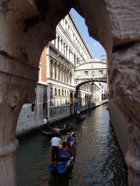 casa-grande-640x480-24778971.jpeg