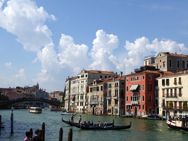 casa-grande-640x480-8646695.jpeg