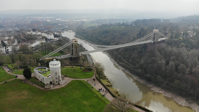 clifton-640x480-44708768.jpeg