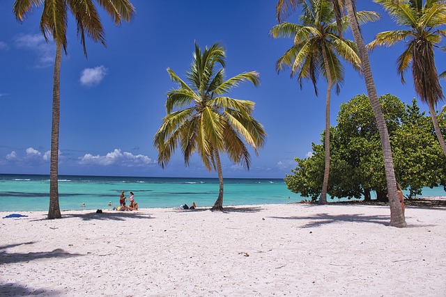 paradise-valley-640x480-60093211.jpeg