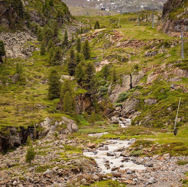 cave-creek-640x480-77465584.jpeg