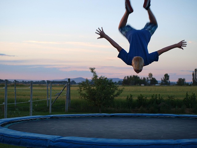 commercial-flipping-640x480-29880702.jpeg