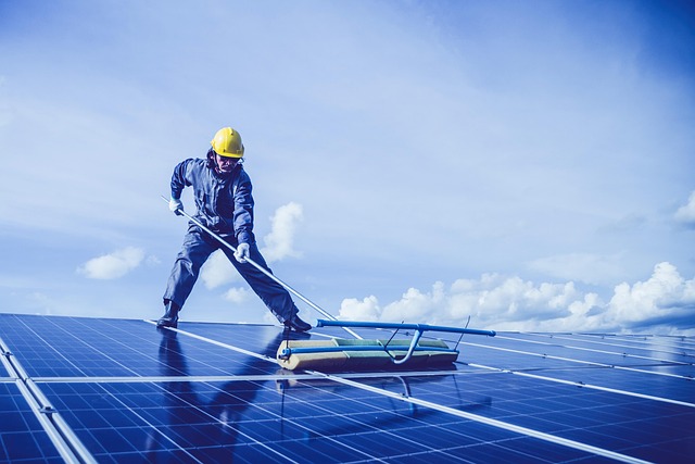 solar-installations-640x480-32777905.jpeg