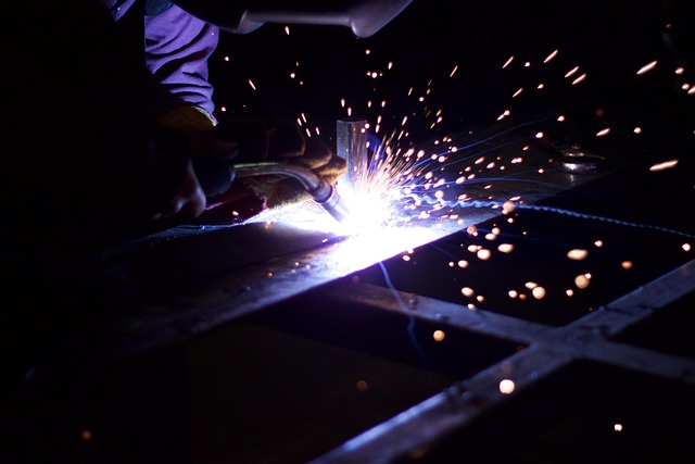 industrial-space-640x480-93660748.jpeg