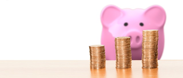 Master Real Estate Finances: Track Income, Outflow Consistently