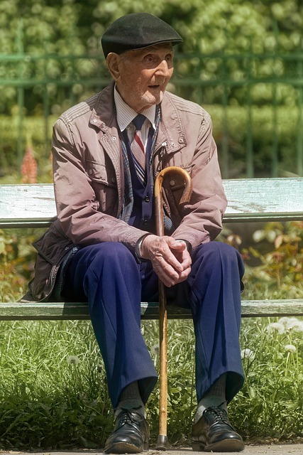 senior-housing-640x480-85724555.jpeg