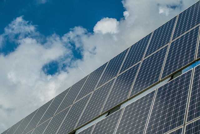 solar-installations-640x480-18569807.jpeg