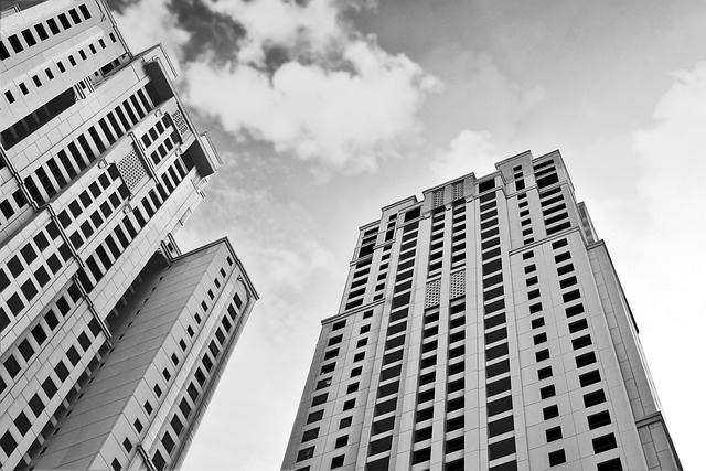 Commercial-Management