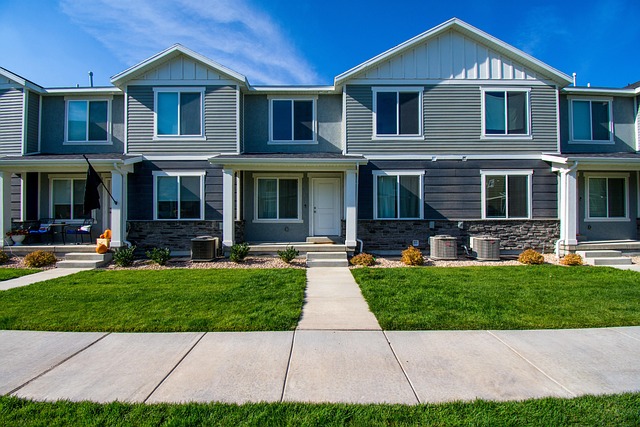 Commercial-Realty