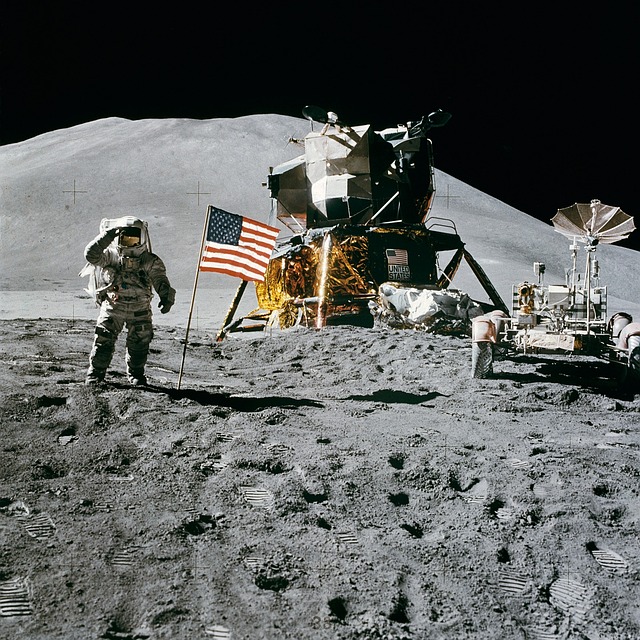 industrial-space-640x480-81708287.jpeg
