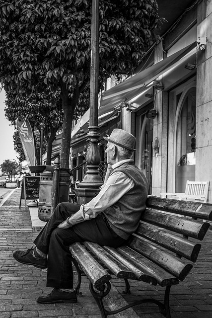 senior-housing-640x480-26664004.jpeg