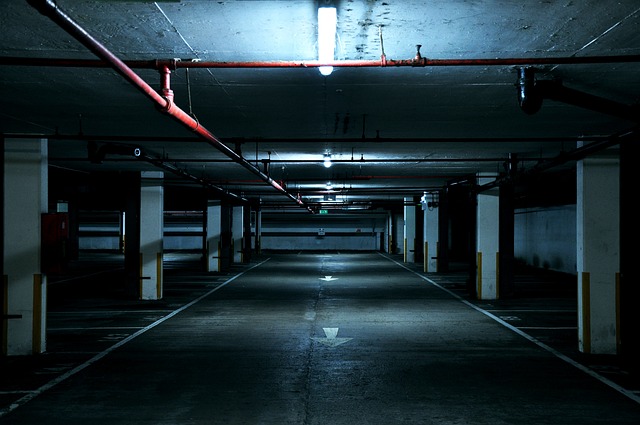 industrial-space-640x480-41855929.jpeg