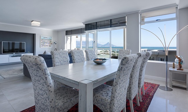 Elevate Real Estate Sales: Private Showings & VIP Events