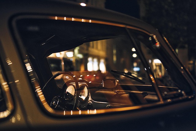 luxury-marketing-640x480-39962628.jpeg
