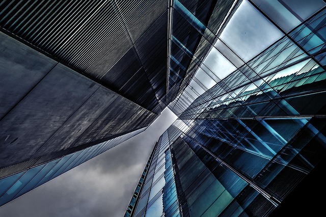 Commercial-Management