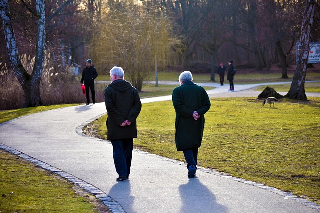 senior-housing-640x480-31335586.jpeg