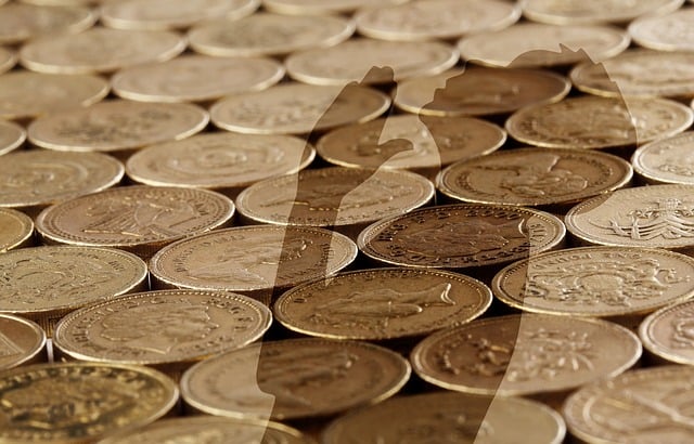 debt-income-640x480-75520497.jpeg
