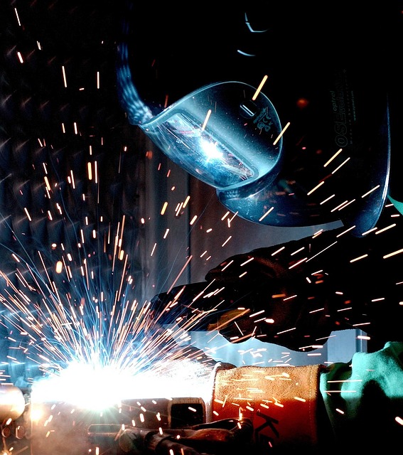 industrial-space-640x480-44981142.jpeg