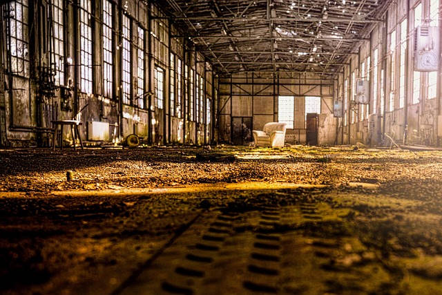industrial-space-640x480-78013805.jpeg