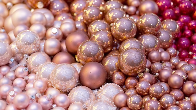 luxury-marketing-640x480-63239127.jpeg