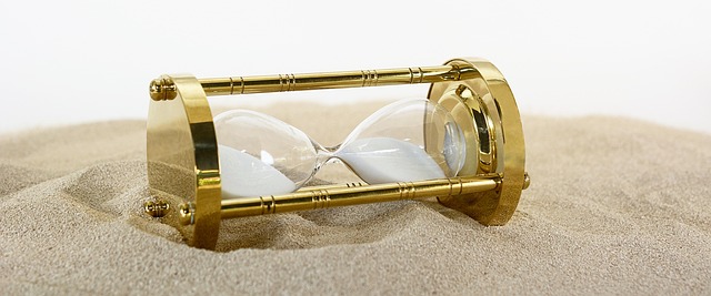 market-timing-640x480-35393262.jpeg