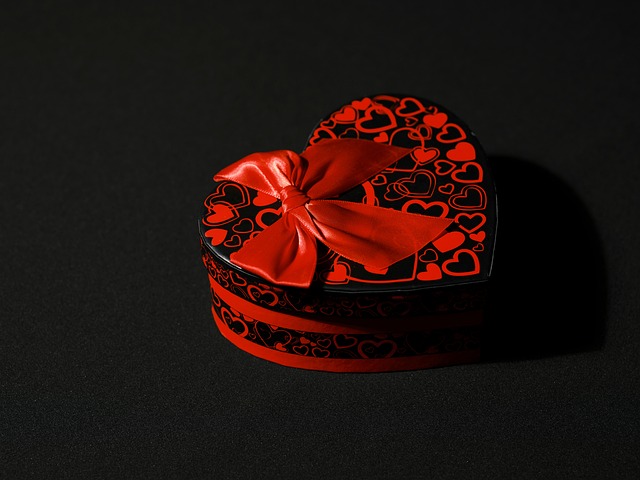 surprise-640x480-3250624.jpeg