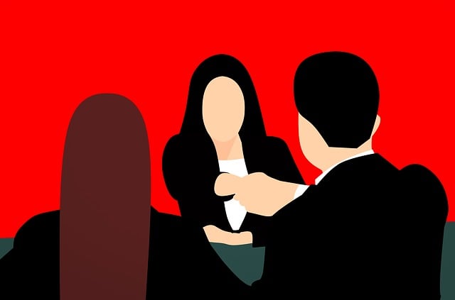 buyer-negotiation-640x480-2405363.jpeg