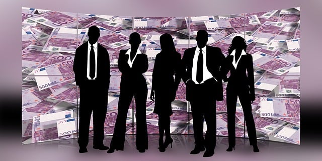 commercial-management-640x480-5235421.jpeg