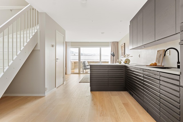 real-estate-tech-640x480-95427271.jpeg