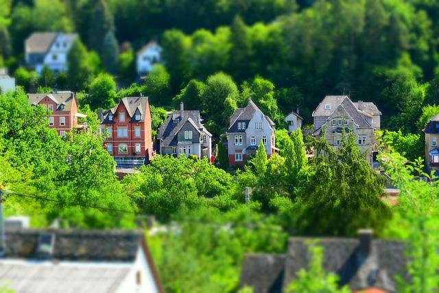 urban-shifts-640x480-2669004.jpeg