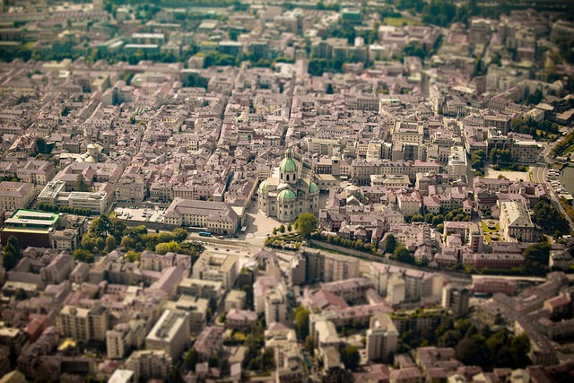 urban-shifts-640x480-45838836.jpeg